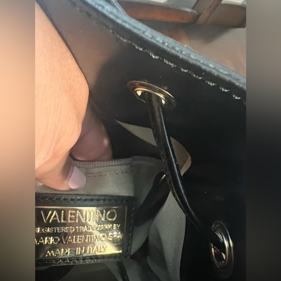 MARIO VALENTINO MALANO BUCKET/Crossbody - Picture 6 of 10